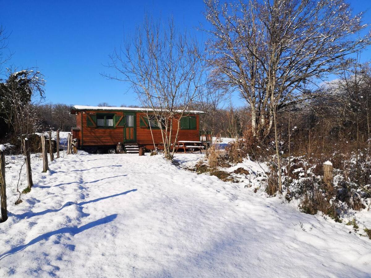 Roulotte & Foret - Evasion Boheme En Bourgogne Antully Exterior foto