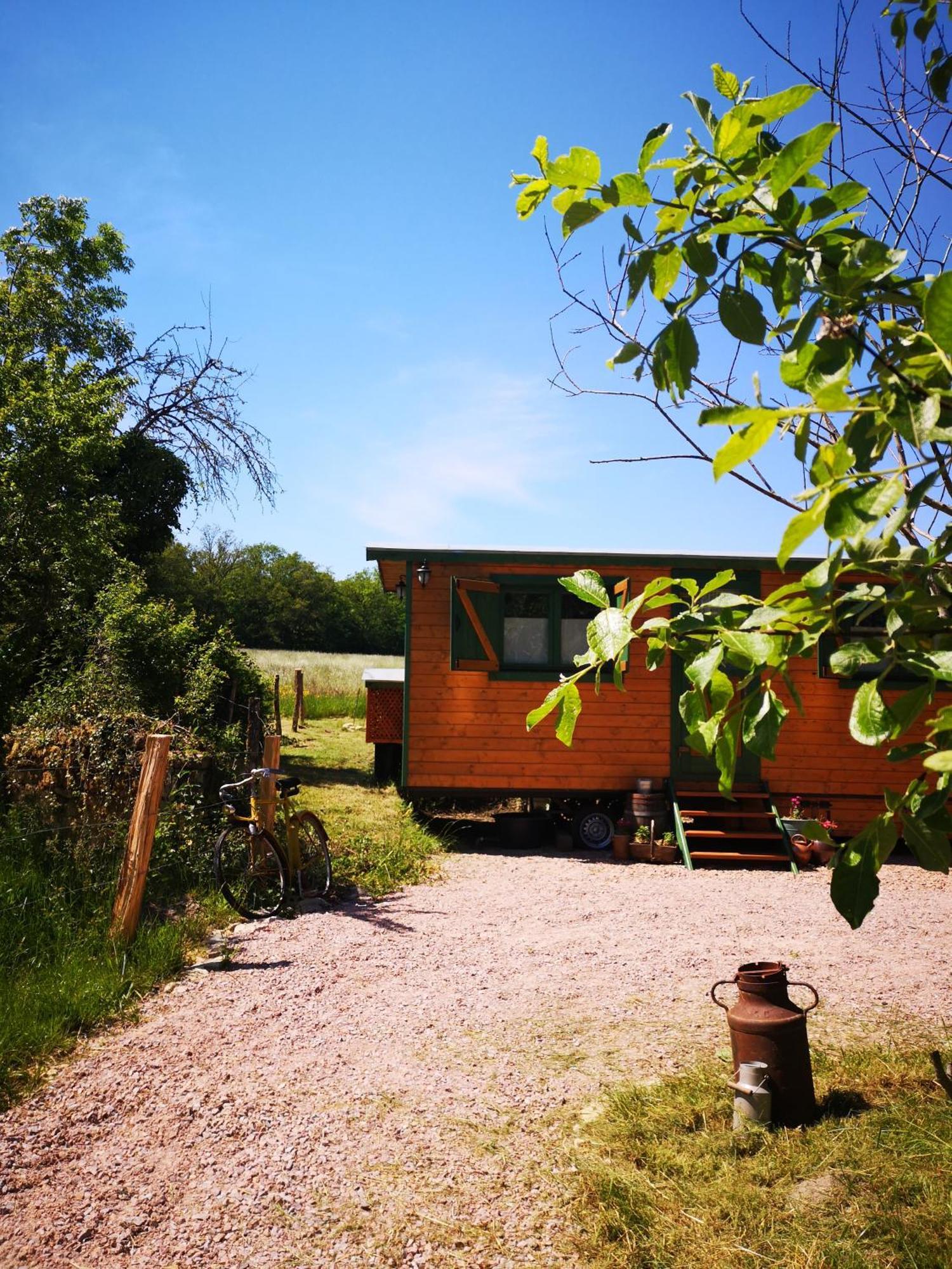 Roulotte & Foret - Evasion Boheme En Bourgogne Antully Exterior foto