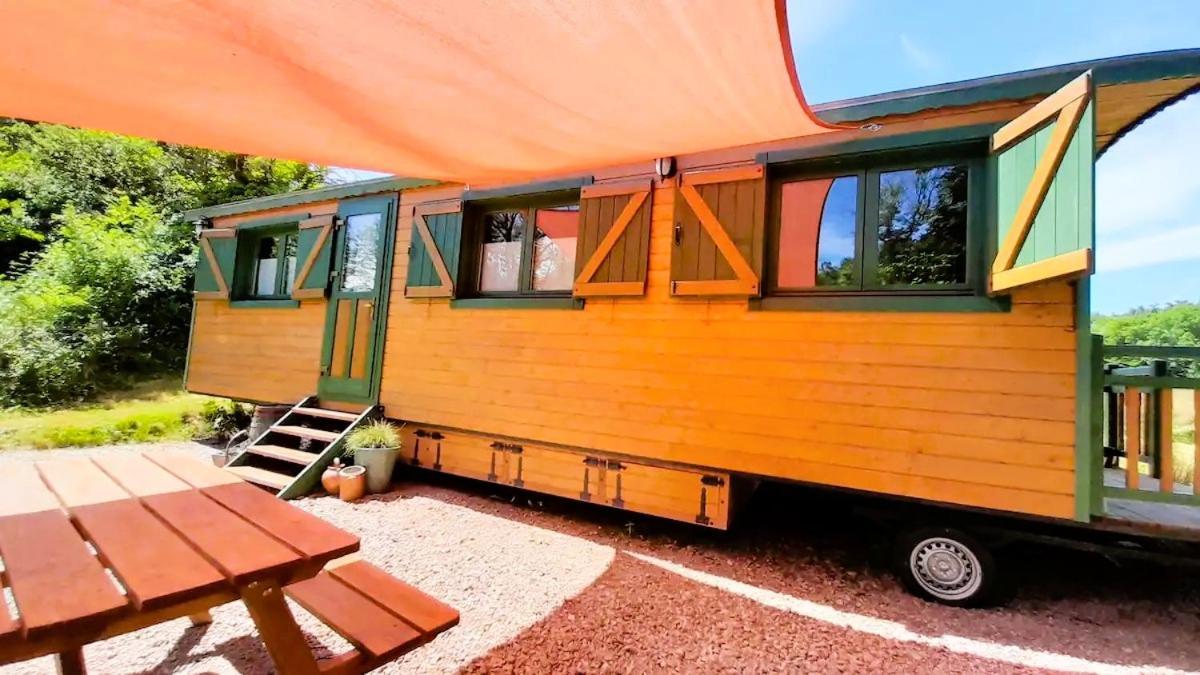 Roulotte & Foret - Evasion Boheme En Bourgogne Antully Exterior foto